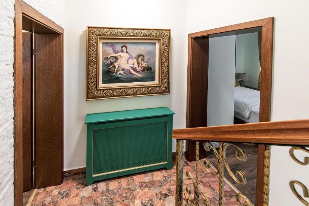 Oasis Historic Central House บูคาเรสต์ ภายนอก รูปภาพ